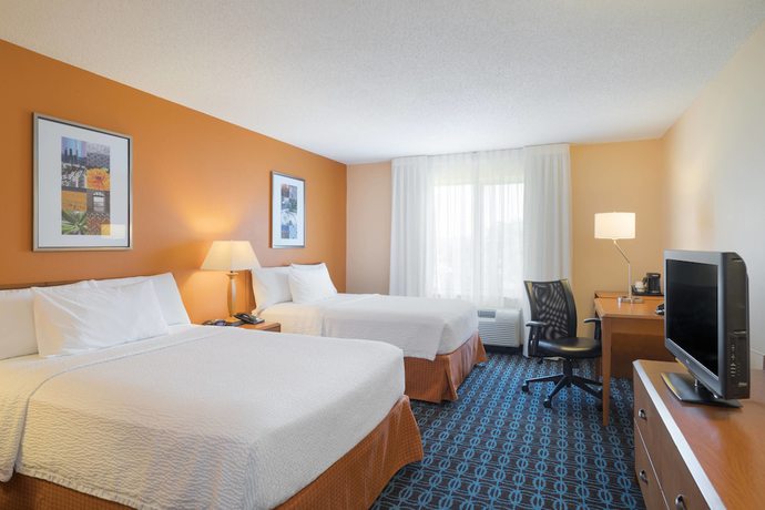 Imagen de la habitación del Hotel Fairfield Inn and Suites By Marriott State College. Foto 2