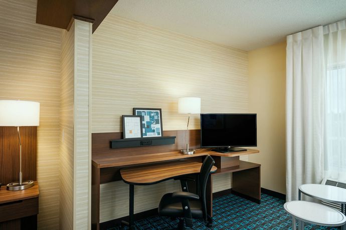 Imagen de los interiores del Hotel Fairfield Inn and Suites By Marriott Tacoma Dupont. Foto 17