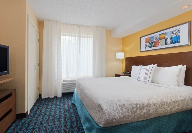 Imagen de la habitación del Hotel Fairfield Inn and Suites By Marriott Tampa Brandon. Foto 11