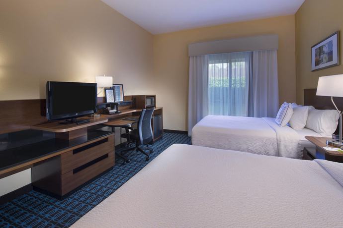 Imagen de la habitación del Hotel Fairfield Inn and Suites By Marriott Tifton. Foto 6