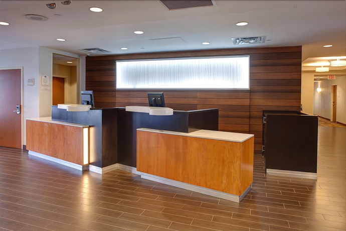 Imagen de los interiores del Hotel Fairfield Inn and Suites By Marriott Toronto Brampton. Foto 13