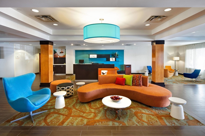 Imagen de los interiores del Hotel Fairfield Inn and Suites By Marriott Toronto Brampton. Foto 15
