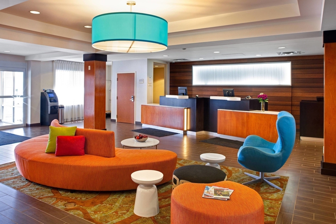 Imagen de los interiores del Hotel Fairfield Inn and Suites By Marriott Toronto Brampton. Foto 16