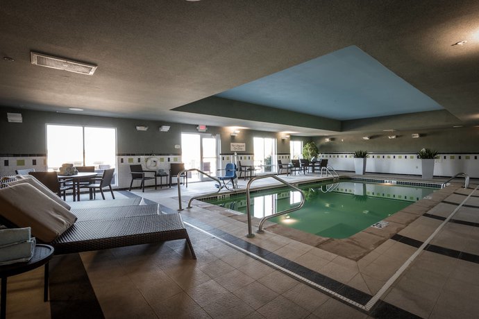 Imagen de la piscina del Hotel Fairfield Inn and Suites By Marriott Tupelo. Foto 19
