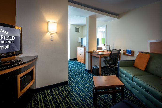 Imagen de la habitación del Hotel Fairfield Inn and Suites By Marriott Tupelo. Foto 12