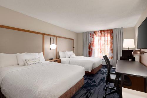 Imagen de la habitación del Hotel Fairfield Inn and Suites By Marriott Wheeling St Clairsville. Foto 12