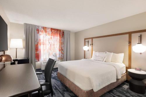 Imagen de la habitación del Hotel Fairfield Inn and Suites By Marriott Wheeling St Clairsville. Foto 13
