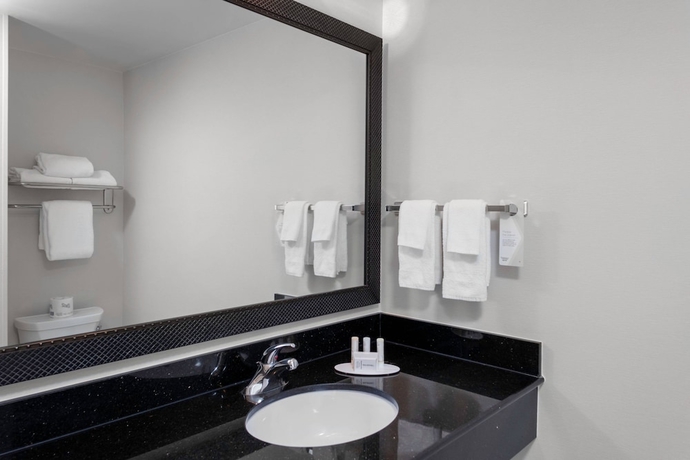 Imagen de la habitación del Hotel Fairfield Inn and Suites By Marriott Wichita Downtown. Foto 13