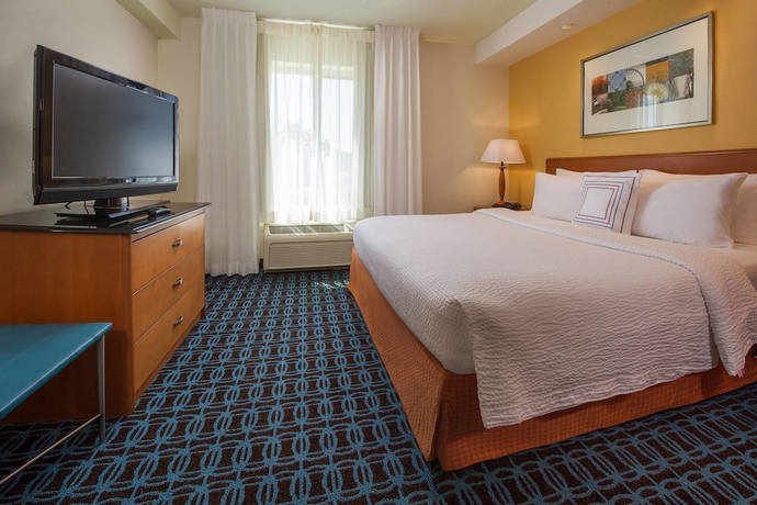 Imagen de la habitación del Hotel Fairfield Inn and Suites By Marriott Wilson. Foto 11