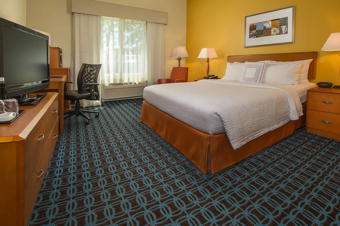 Imagen de la habitación del Hotel Fairfield Inn and Suites By Marriott Wilson. Foto 12