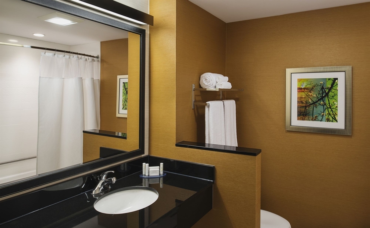Imagen de la habitación del Hotel Fairfield Inn and Suites By Marriott Winnipeg. Foto 2