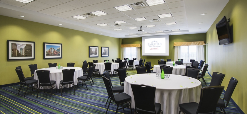 Imagen de los interiores del Hotel Fairfield Inn and Suites By Marriott Winnipeg. Foto 11