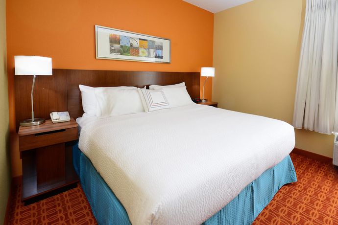 Imagen de la habitación del Hotel Fairfield Inn and Suites By Marriott Winston-salem Hanes Mall. Foto 3