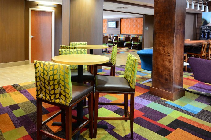 Imagen de los interiores del Hotel Fairfield Inn and Suites By Marriott Winston-salem Hanes Mall. Foto 16