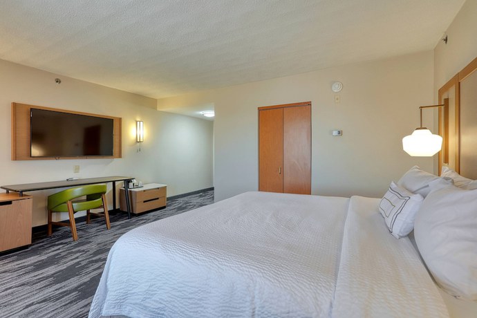 Imagen de la habitación del Hotel Fairfield Inn and Suites By Marriott Woodbridge. Foto 9