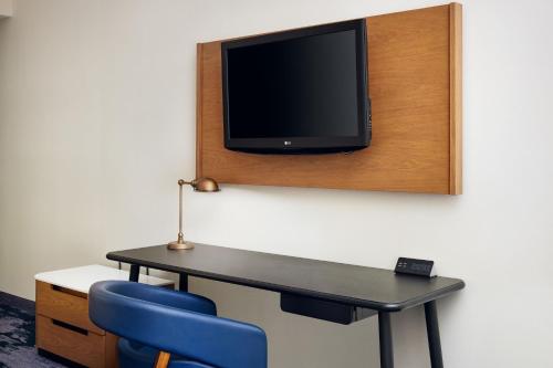Imagen de la habitación del Hotel Fairfield Inn and Suites By Marriott Worcester Auburn. Foto 14
