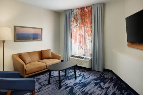 Imagen de la habitación del Hotel Fairfield Inn and Suites By Marriott Worcester Auburn. Foto 16