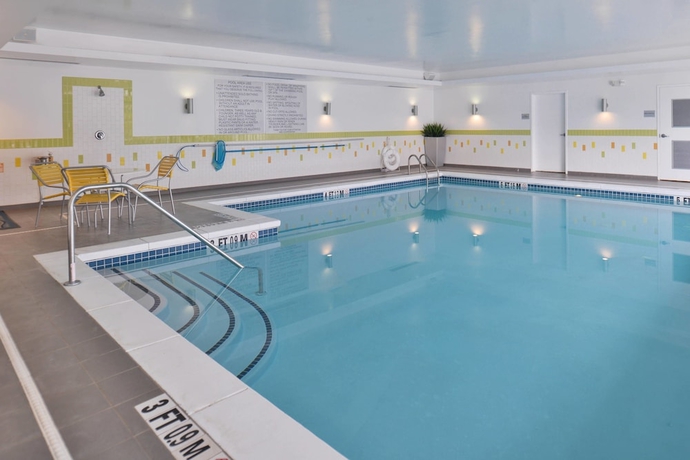 Imagen general del Hotel Fairfield Inn and Suites Calhoun. Foto 2