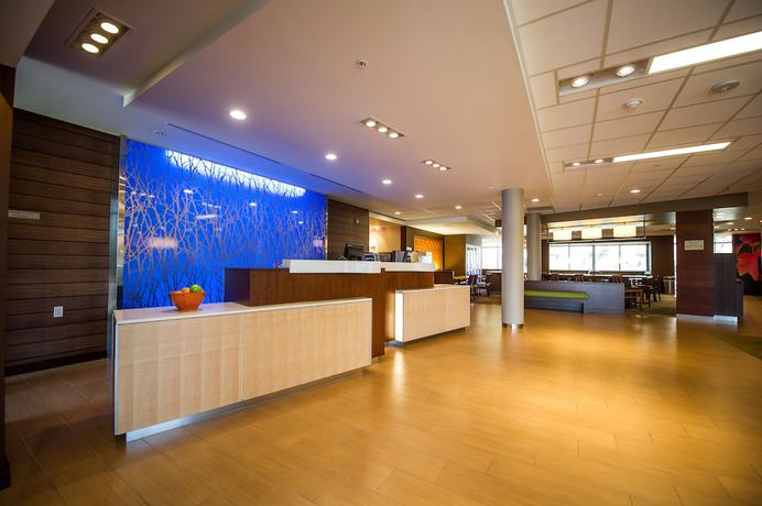 Imagen de los interiores del Hotel Fairfield Inn and Suites Cambridge. Foto 20