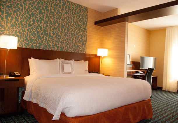 Imagen de la habitación del Hotel Fairfield Inn and Suites Canton South. Foto 3