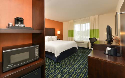 Imagen de la habitación del Hotel Fairfield Inn and Suites Cedar Rapids. Foto 11