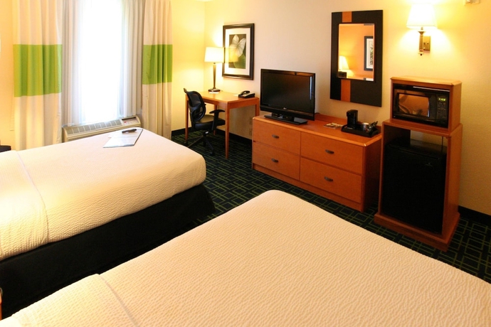 Imagen de la habitación del Hotel Fairfield Inn and Suites Charleston North/university Area. Foto 9