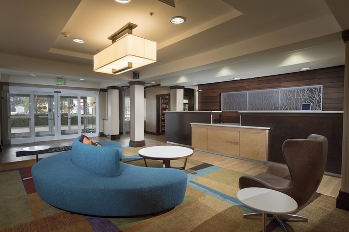 Imagen de los interiores del Hotel Fairfield Inn and Suites Charleston North/university Area. Foto 14
