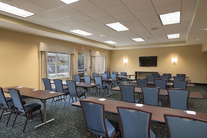Imagen de los interiores del Hotel Fairfield Inn and Suites Charleston North/university Area. Foto 17