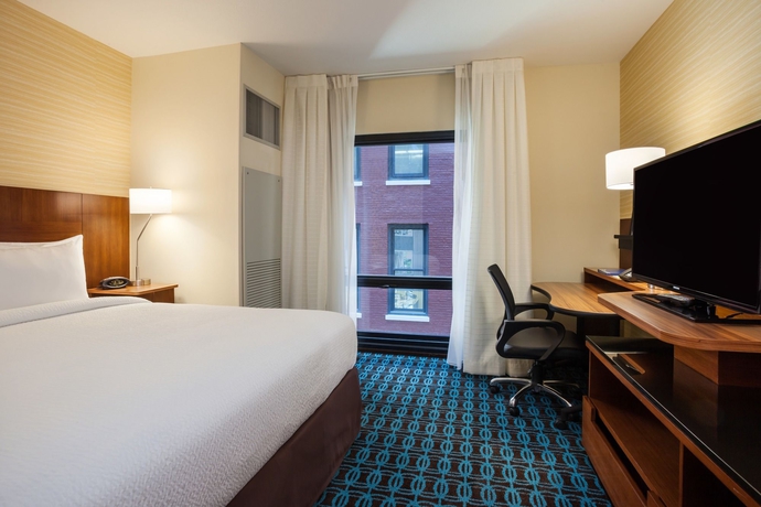 Imagen de la habitación del Hotel Fairfield Inn and Suites Chicago Downtown/river North. Foto 9