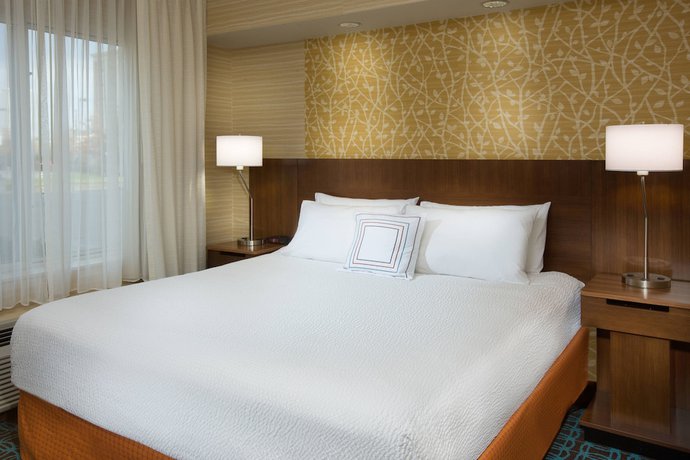 Imagen de la habitación del Hotel Fairfield Inn and Suites Columbus OSU. Foto 8