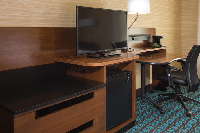 Imagen de la habitación del Hotel Fairfield Inn and Suites Columbus OSU. Foto 11