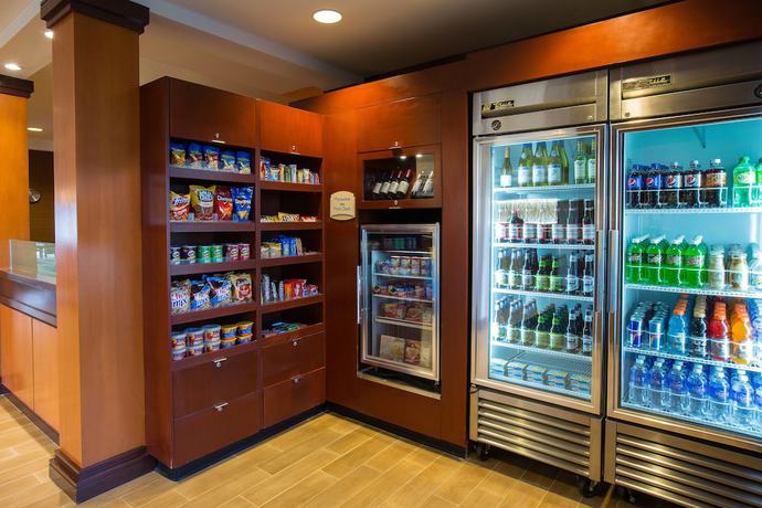 Imagen del bar/restaurante del Hotel Fairfield Inn and Suites Columbus OSU. Foto 4