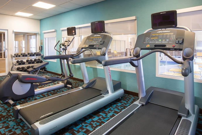 Imagen de los interiores del Hotel Fairfield Inn and Suites Columbus OSU. Foto 17