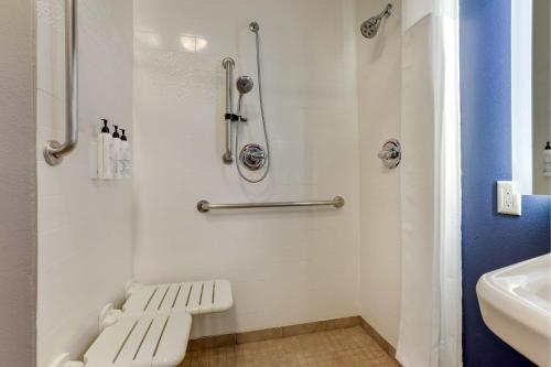 Imagen de la habitación del Hotel Fairfield Inn and Suites Dallas Las Colinas. Foto 17