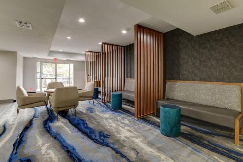 Imagen general del Hotel Fairfield Inn and Suites Dallas Las Colinas. Foto 8