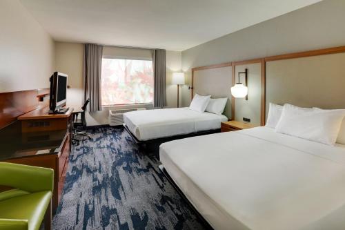 Imagen de la habitación del Hotel Fairfield Inn and Suites Dallas Las Colinas. Foto 18