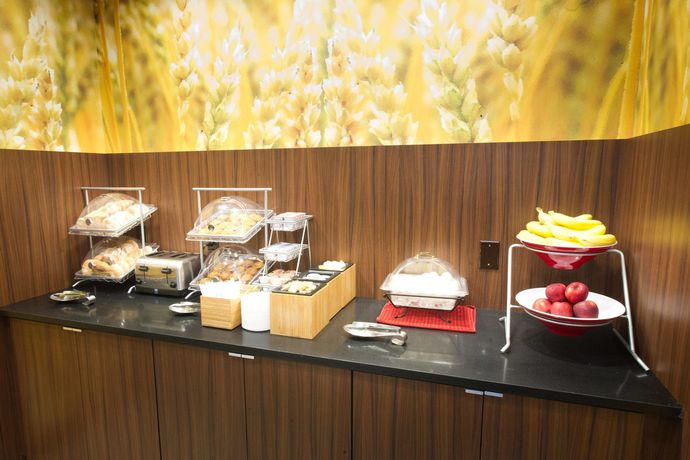 Imagen del bar/restaurante del Hotel Fairfield Inn and Suites Dallas Plano North. Foto 3
