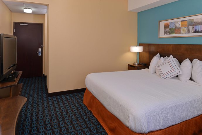 Imagen de la habitación del Hotel Fairfield Inn and Suites Dayton Troy. Foto 7