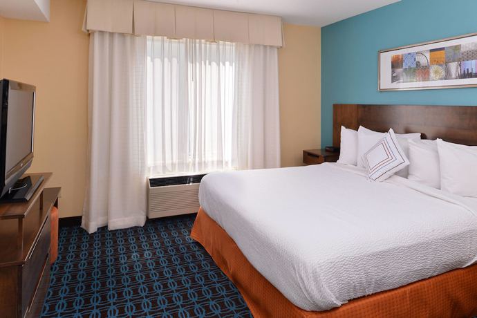 Imagen de la habitación del Hotel Fairfield Inn and Suites Dayton Troy. Foto 8