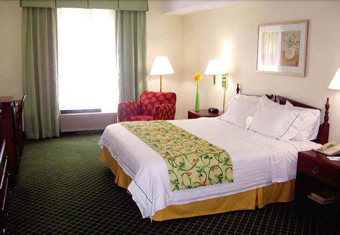 Imagen de la habitación del Hotel Fairfield Inn and Suites Dayton Troy. Foto 12