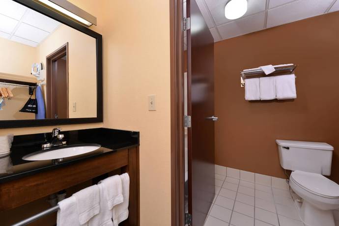 Imagen de la habitación del Hotel Fairfield Inn and Suites Dayton Troy. Foto 14