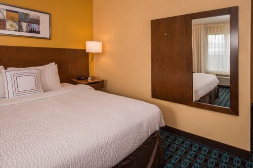 Imagen de la habitación del Hotel Fairfield Inn and Suites Dulles Airport Chantilly. Foto 2