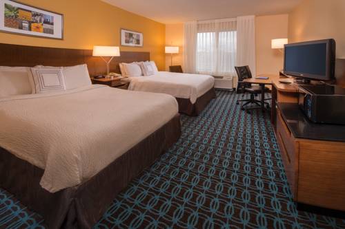 Imagen de la habitación del Hotel Fairfield Inn and Suites Dulles Airport Chantilly. Foto 7