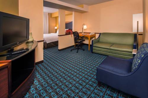 Imagen de la habitación del Hotel Fairfield Inn and Suites Dulles Airport Chantilly. Foto 11