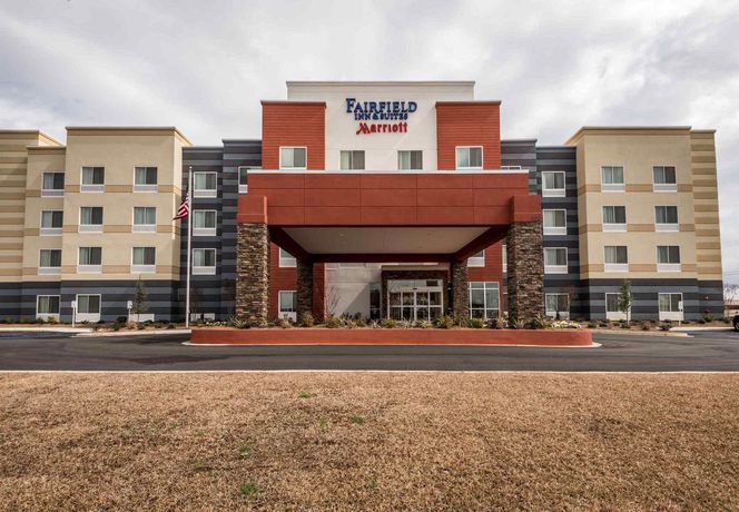 Imagen del bar/restaurante del Hotel Fairfield Inn and Suites Enterprise. Foto 2