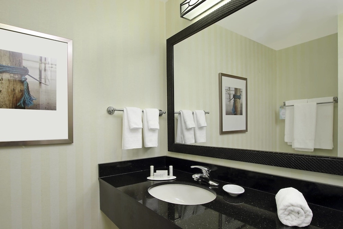 Imagen de la habitación del Hotel Fairfield Inn and Suites Fort Lauderdale Airport-cruise Port. Foto 7