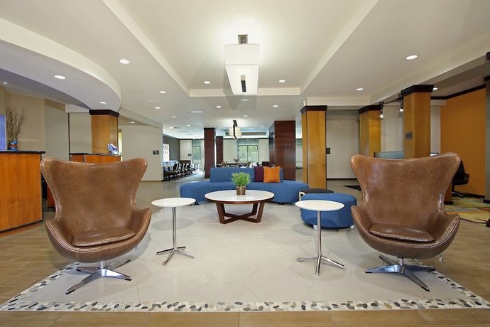 Imagen de los interiores del Hotel Fairfield Inn and Suites Fort Lauderdale Airport-cruise Port. Foto 12