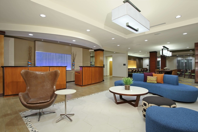 Imagen de los interiores del Hotel Fairfield Inn and Suites Fort Lauderdale Airport-cruise Port. Foto 13