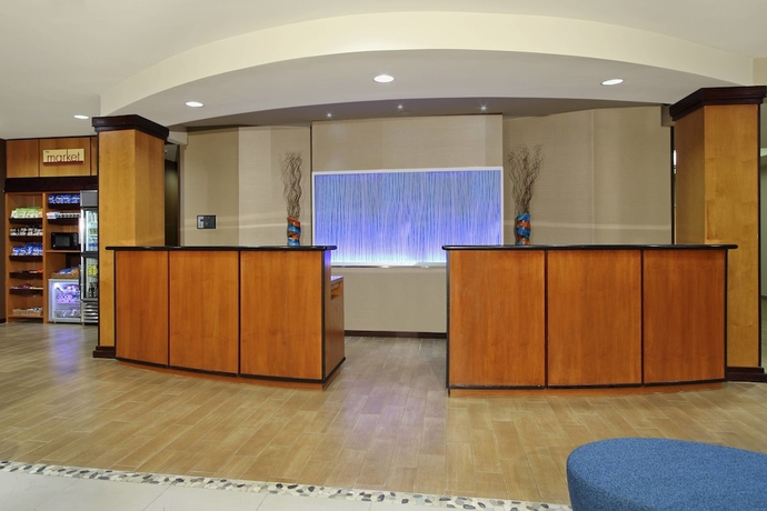 Imagen de los interiores del Hotel Fairfield Inn and Suites Fort Lauderdale Airport-cruise Port. Foto 14