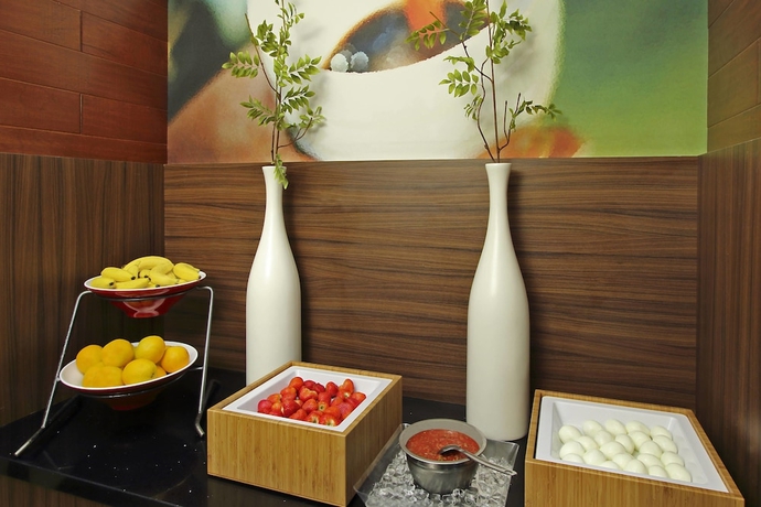 Imagen del bar/restaurante del Hotel Fairfield Inn and Suites Fort Lauderdale Airport-cruise Port. Foto 4